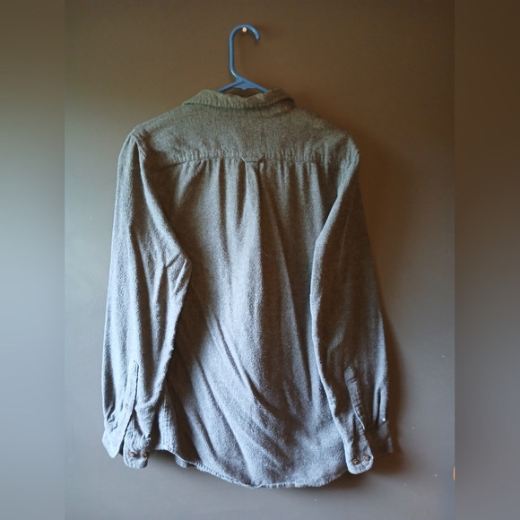 FALLS CREEK MENS SIZE SMALL GRAY LONG SLEEVE BUTTON DOWN TOP - Picture 3 of 3